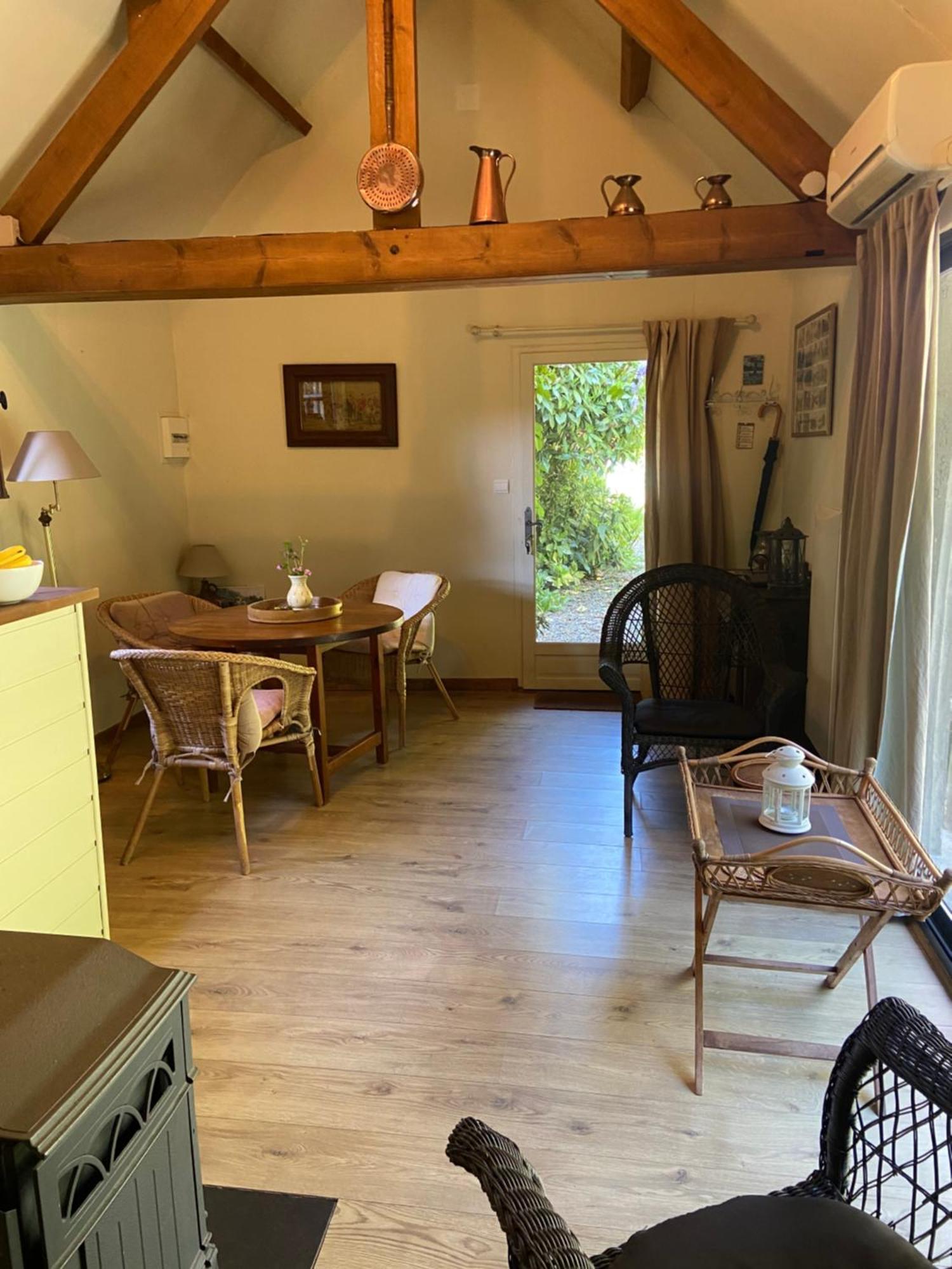 Le Jardin Sauvage Bed & Breakfast Maintenay Bagian luar foto